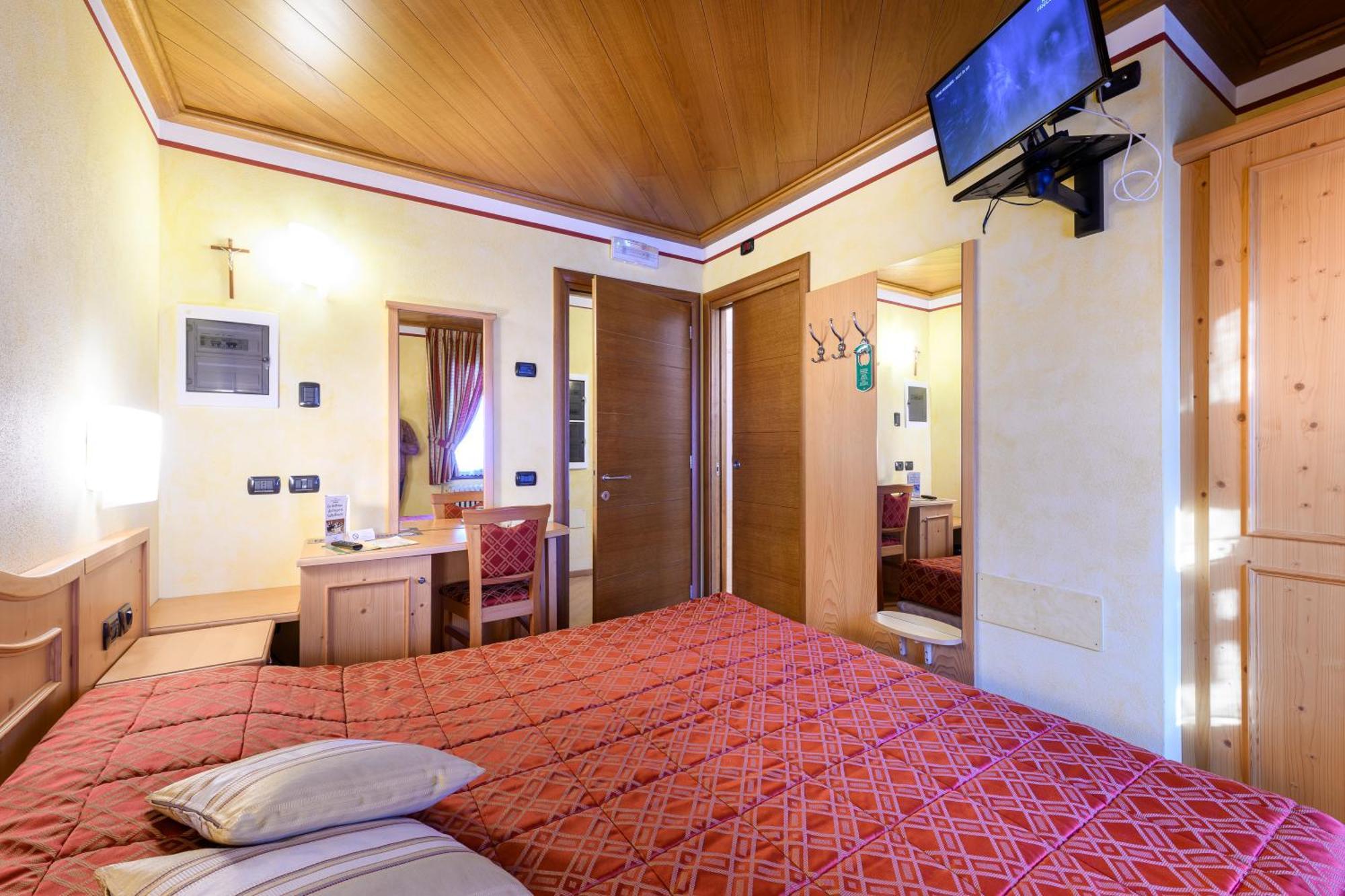 Hotel Garni Le Corti Grosotto Exteriör bild