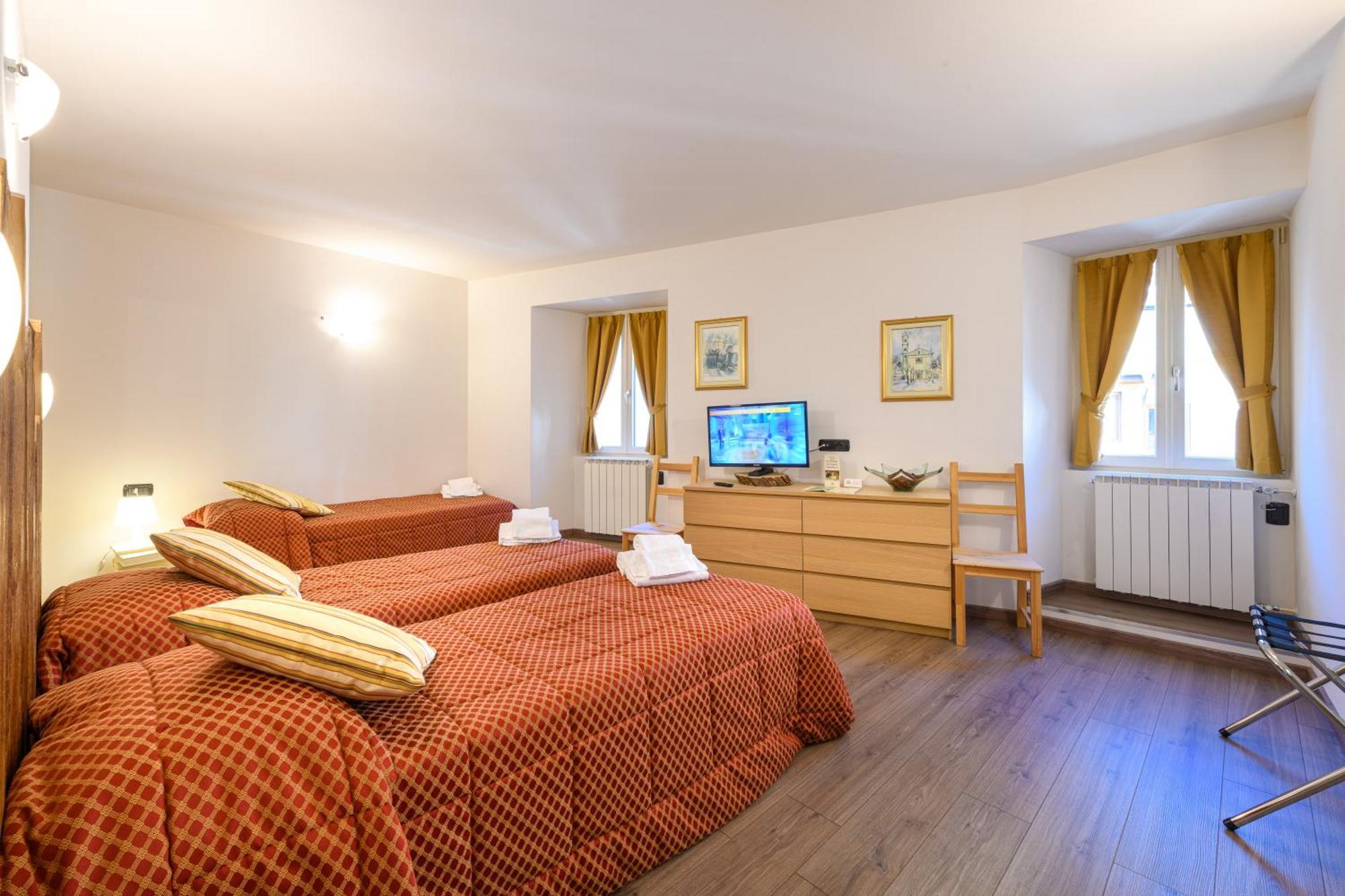 Hotel Garni Le Corti Grosotto Exteriör bild